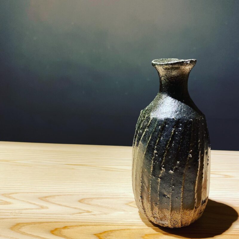 プラッと立ち寄れる酒場として